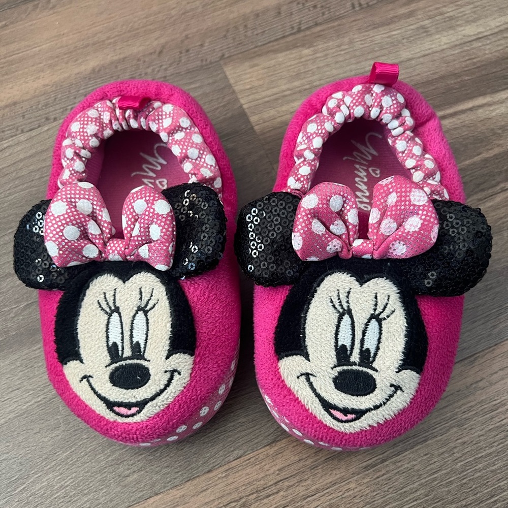 ✨5/$20✨ Disney Minnie Mouse Sequin Ears Slippers Pink Size 9/10c